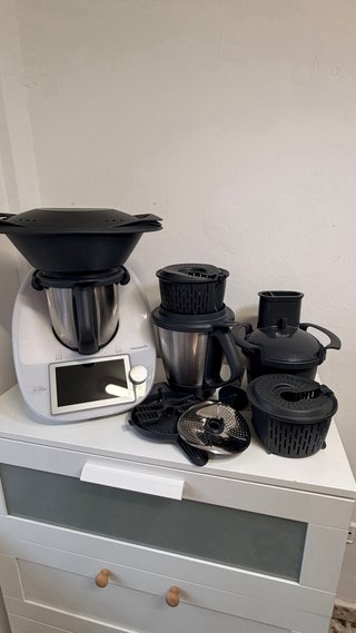 Thermomix TM6 + 2 vasos + accesorios