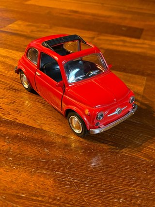 Fiat 500 modellino 1:24