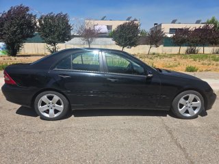 Mercedes 2006 etiqueta B