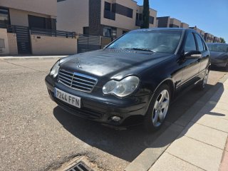 Mercedes 2006 etiqueta B