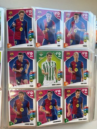 Lote 3 Álbum Adrenalyn XL 22/23 23/24 y 24/25