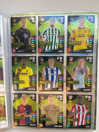 Lote 3 Álbum Adrenalyn XL 22/23 23/24 y 24/25