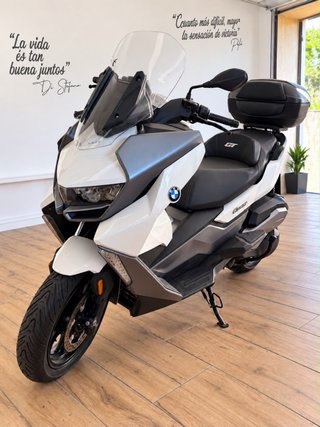 BMW C 400 GT 2019 - 5.800km - Baúl SHAD