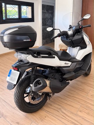 BMW C 400 GT 2019 - 5.800km - Baúl SHAD