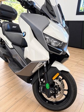 BMW C 400 GT 2019 - 5.800km - Baúl SHAD
