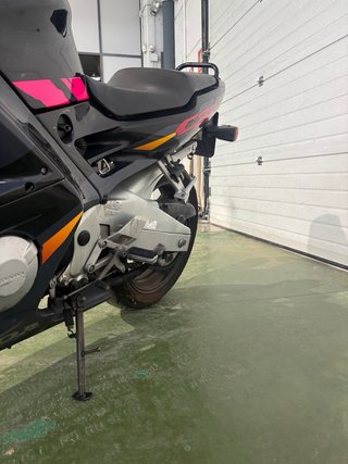 Honda CBR 600 F2 Sportbike