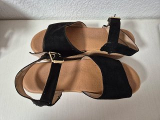 Sandalias negras con plataforma