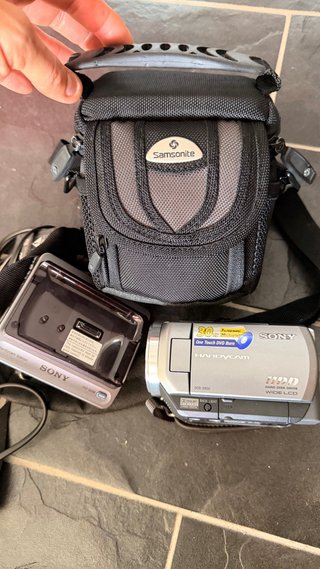 Sony Handycam DCR-SR50 HDD Wide LCD disco duro 30