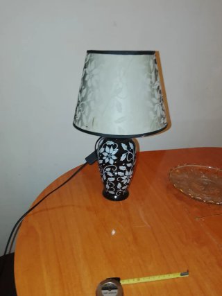 Lámpara de mesa cerámica decorada