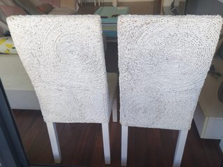 Juego de 2 sillas de comedor(Banak Importa)