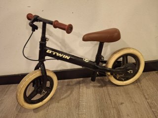Bici sin pedales B'TWIN negra