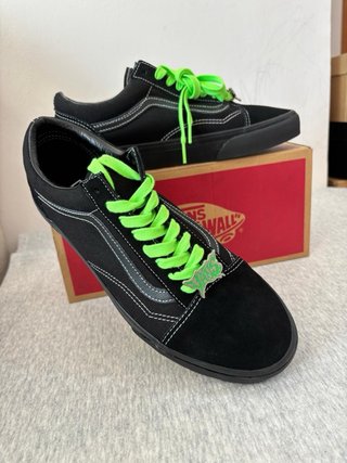 Scarpe Vans nere con lacci verdi taglia 42