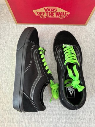 Scarpe Vans nere con lacci verdi taglia 42