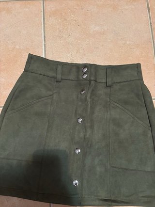 SÓLO VENDO EN TENERIFE Falda Bershka