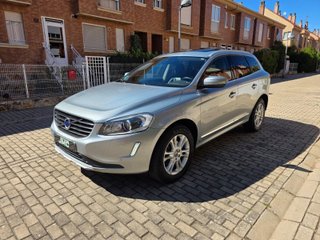 Volvo XC60 Volvo XC60 2.4 D5 AWD Momentum Auto