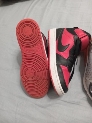 Nike Zapatillas Rojas Talla 38 y Grises Talla 35