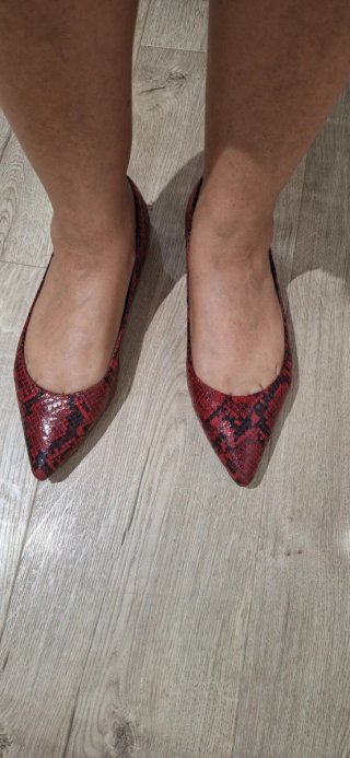 Bailarinas rojas efecto piel serpiente