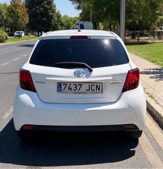 Toyota Yaris 2015