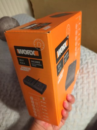 Cargador Doble Batería Worx WA3883