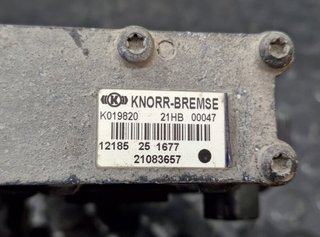Renault 99278 valvula suspension 21083657 serie t