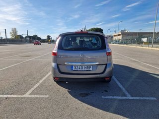 Renault Grand Scenic 2013