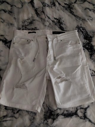 Bermudas blancas hombre rotas Talla M