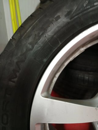 Llantas Porsche 18 Originales + Neumático