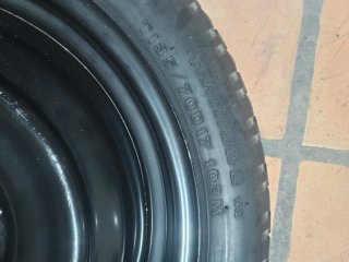 Rueda de emergencia galleta Toyota Prius+