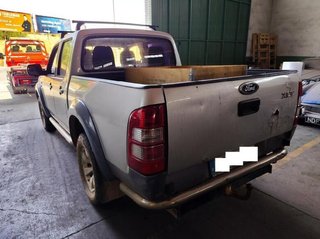 227340 paragolpes trasero 1684301 ford ranger 2.5