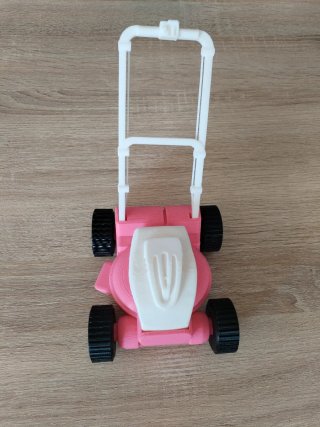 Corta Relva Barbie/Ken Rosa e Branco