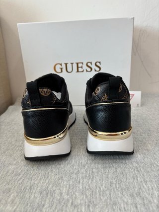 Scarpe Guess Nere e Oro Tg 37