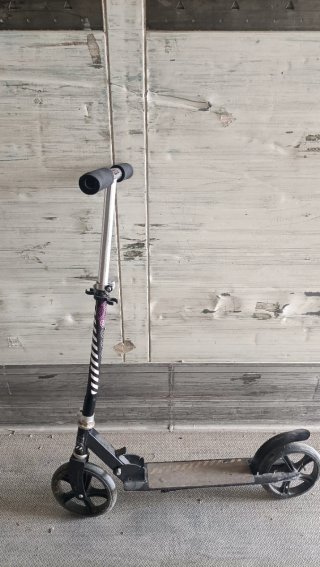 Patinete plegable negro