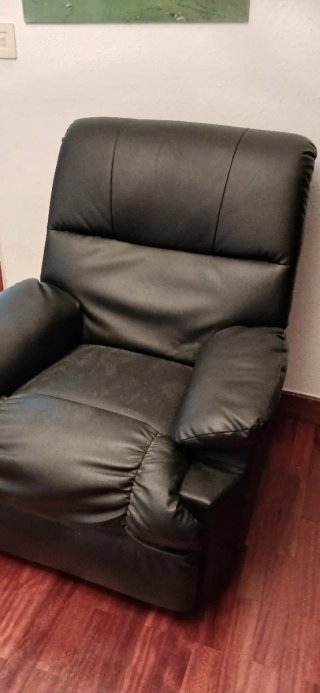 Sillón reclinable eléctrico negro