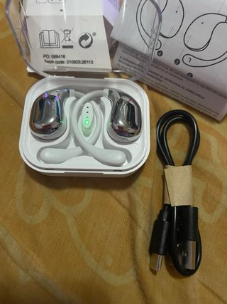 Auriculares Bluetooth Plata y Blanco