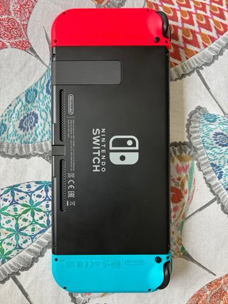 Nintendo Switch Impoluta + Tutti gli accessori