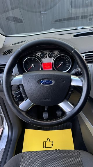 Ford Kuga Etiqueta B