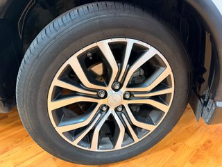 MITSUBISHI OUTLANDER 2.2 DID 150 KAITEKI 4X4 AWD 7