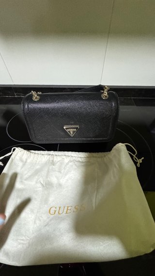 Bandolera Guess Negra
