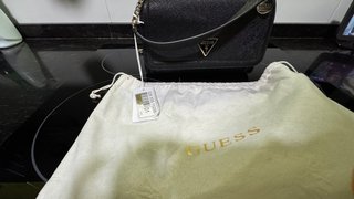 Bandolera Guess Negra