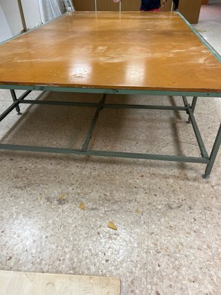 Mesa de corte industrial para tela