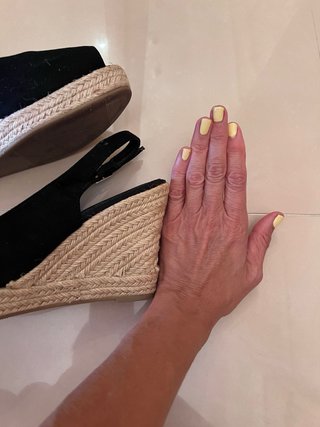Cuñas negras talla 40