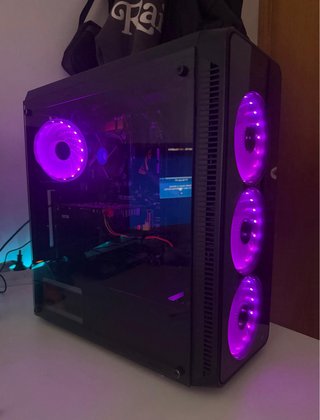PC Gaming con luces LED