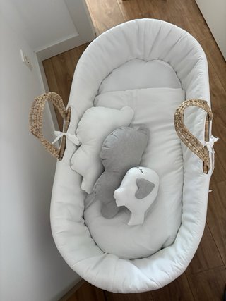Moisés para bebé de mimbre