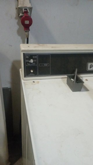 Secadora Polimatic 8 kilos trifásica