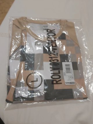 Camiseta ROLY SPORT Talla L Estampada