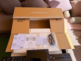 Pioneer Alpha Theta XDJ-AZ DJ Controller