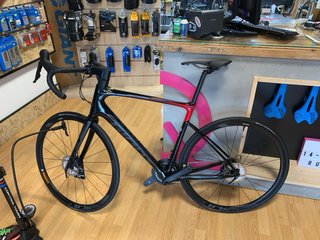Bicicleta GIANT DEFY ADVANCED 1 Negra/Roja