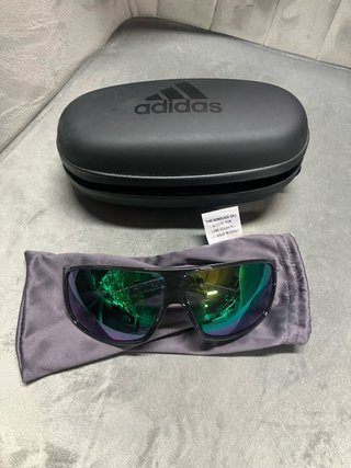 Gafas de Sol Adidas Negras y Verdes