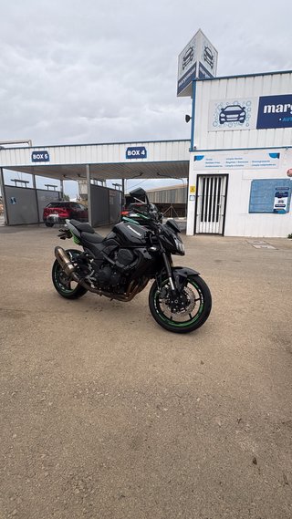 Kawasaki Z750S 2007 Negra y Verde
