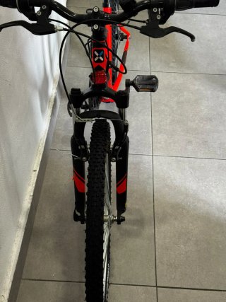 Bicicleta infantil Btwin roja,24 pulgadas